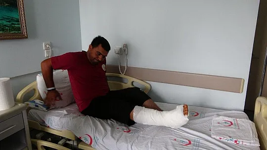 Ayak bileğini kıran Azeri itfaiye erinin sağlık durumu iyiye gidiyor