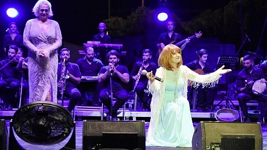 Ayta Sözeri'den muhteşem konser