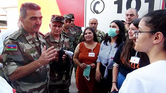 Azerbaycanlı ateş savaşçılarına duygulandıran mektuplar