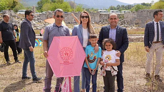 Yüzlerce Uçurtma Tlos Antik Kenti'nde Uçtu