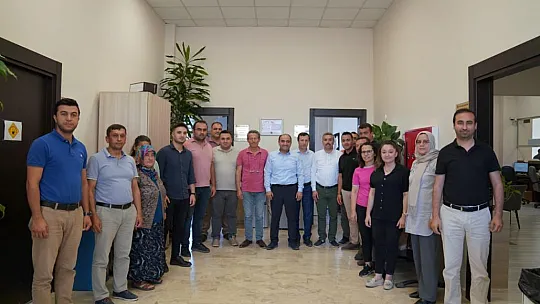 Başkan Akdenizli, Personeliyle Bayramlaştı