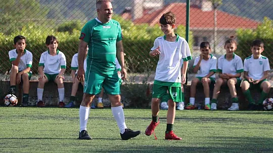 Baba-oğul maçında kazanan 'sevgi' oldu