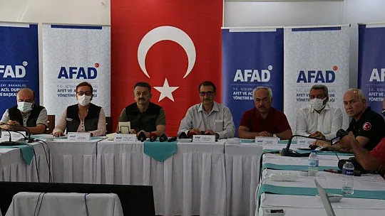 Bakan Pakdemirli: 'Tüm yangınlar kontrol altına alındı'