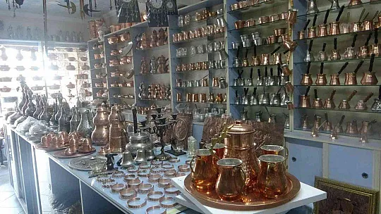 BAKIRLAR SÜS EŞYASI OLMAKTAN ÇIKIYOR