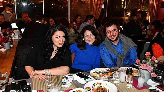 Karaca basın çalışanları ile buluştu