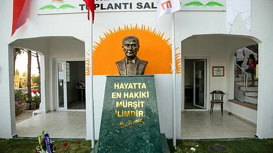 BAŞKAN ARAS, ATATÜRK BÜSTÜ'NÜN AÇILIŞINI GERÇEKLEŞTİRDİ