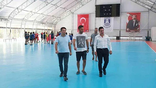 BAŞKAN ARAS'TAN SPORCULARA ZİYARET