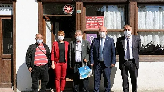 Başkan Gümüş Muhtarlar gününü kutladı