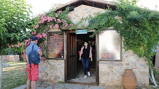 Başkan Gümüş seyahat acentası yetkililerini ağırladı