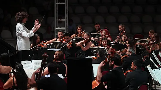 İdil Biret Müzik Festivali başladı