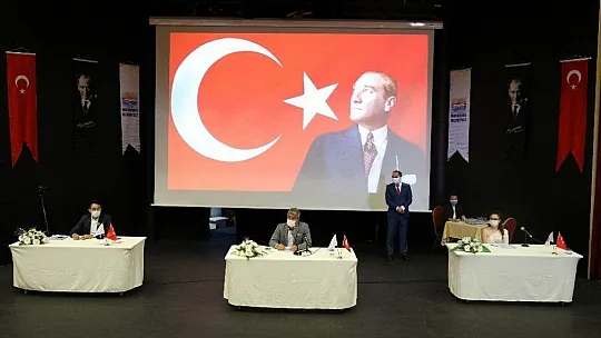 Başkan Oktay, 'Birileri kazanacak diye doğadan vazgeçemeyiz'