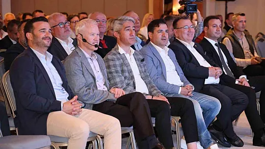 Başkan Oktay: 'Marmaris'e olan ilginin azalmaması bizi mutlu ediyor'