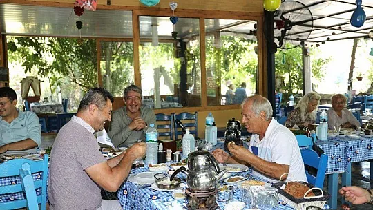 Başkan Oktay, 'Pandemi olmasa Marmaris altın çağını yaşayacaktı'