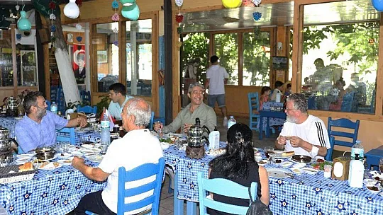 Başkan Oktay, 'Pandemi olmasa Marmaris altın çağını yaşayacaktı'