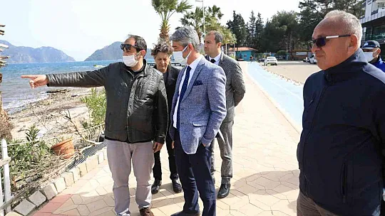 Başkan Oktay, 13 kilometrelik sahili yürüyerek denetledi