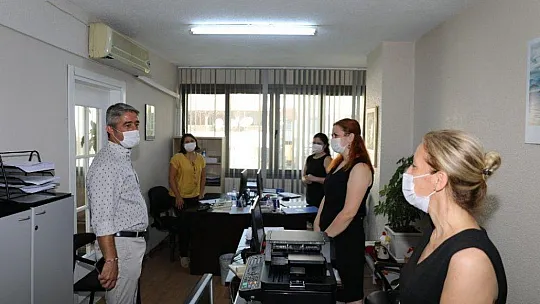 Başkan Oktay'dan bayram öncesi personel ve esnaf ziyareti