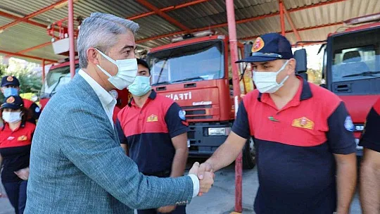 Başkan Oktay'dan itfaiyecilere teşekkür
