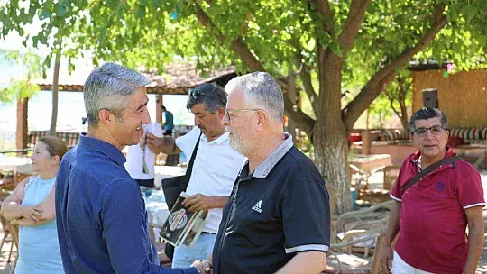 Başkan Oktay gazetecileri ağırladı