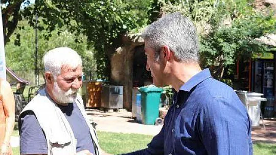 Başkan Oktay gazetecileri ağırladı