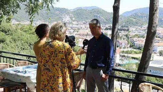 Başkan Oktay gazetecileri ağırladı