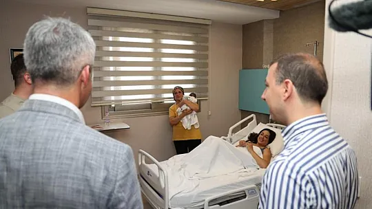 Başkan Oktay, hastaları yalnız bırakmadı