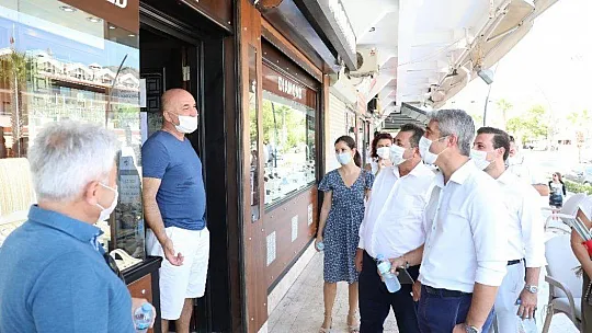 Başkan Oktay, İçmeler ziyaretinde İngiltere uyarısında bulundu