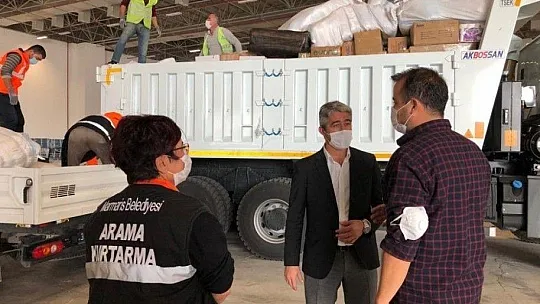 Başkan Oktay, İzmirli depremzedeleri ziyaret etti
