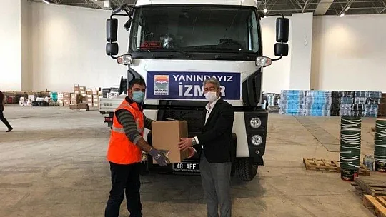 Başkan Oktay, İzmirli depremzedeleri ziyaret etti