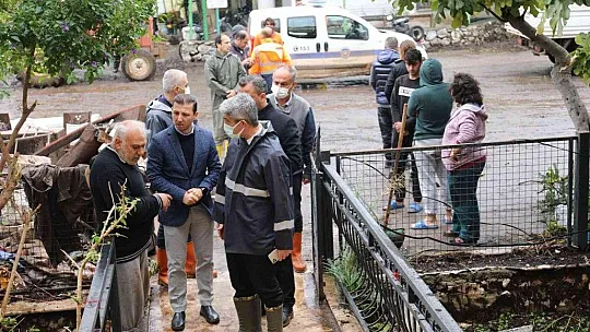 Başkan Oktay, sel sonrası dört günlük çalışmaları değerlendirdi
