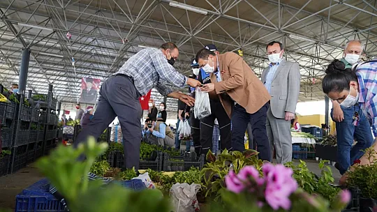 Başkan Tokat'tan pandemi sürecinde üreticilere ve vatandaşlara müjde 