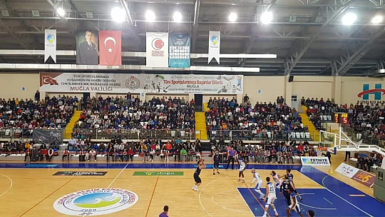 Liderin Maçı İçin Haydi Salona!