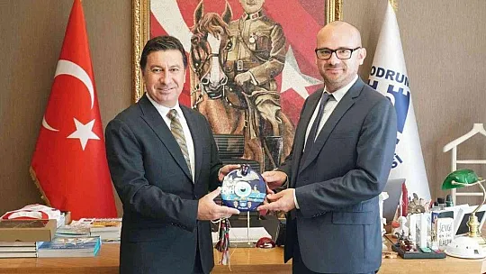 Başkonsolos Gauvin Başkan Aras'ı ziyaret etti