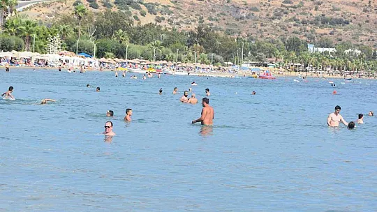 Bayramda Bodrum plajları doldu