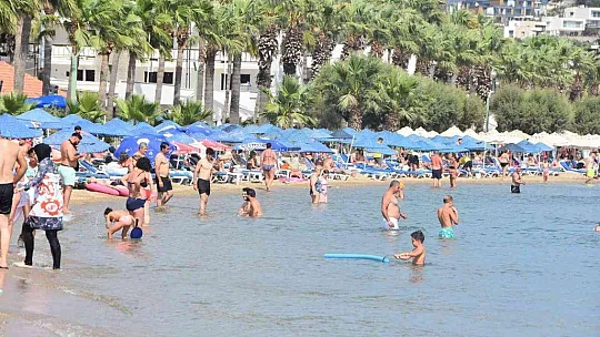Bayramda Bodrum plajları doldu