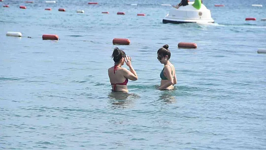 Bayramda Bodrum plajları doldu