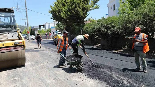 Belediye, 45 bin ton asfalt serimi yaptı