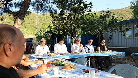 Belediye işçilerine sezon öncesi moral kahvaltısı