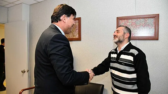 Karaca, belediye personelinin yeni yılını kutladı