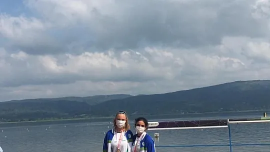 FETHİYE BELEDİYESPOR'UN KÜREKÇİLERİ SAPANCA'DAN BAŞARIYLA DÖNÜYORLAR