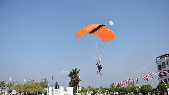 Beşkaza Meydanı'nda Nefes Kesen Gösteriler