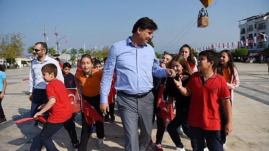 Beşkaza Meydanı'nda Nefes Kesen Gösteriler