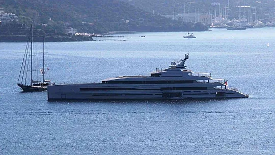 Bill Gates Bodrum Kalesini karış karış gezdi