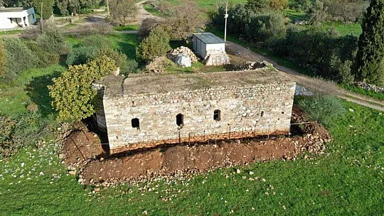 Bin 400 yıllık tarihi yapı yeniden ortaya çıktı