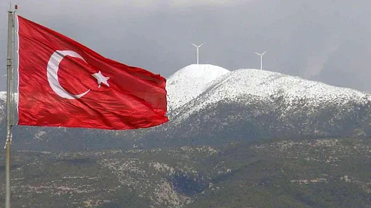Bir yanda kar, bir yanda deniz keyfi