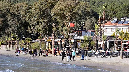 Bir yanda kar, bir yanda deniz keyfi
