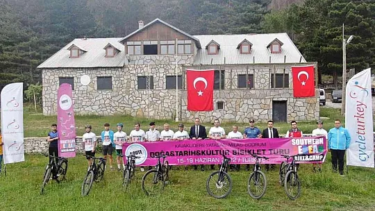 Bisiklet turu Kavaklıdere'de şehir turu ile başladı