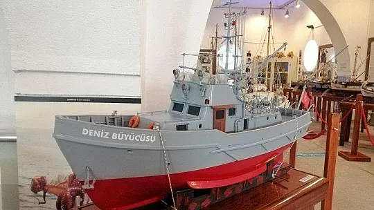 Bodrum 'Deniz Büyücüsü' ile buluştu