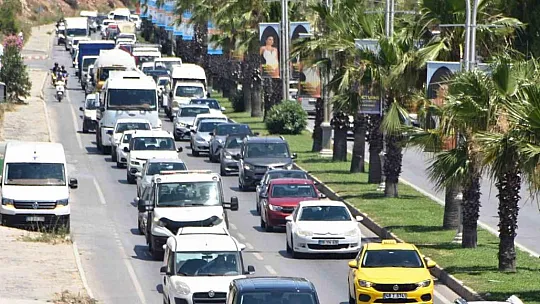 Trafik Bayrama 5 Gün Kala Kilitlendi