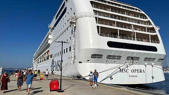 2 Bin 422 Yolcuyla Geldi