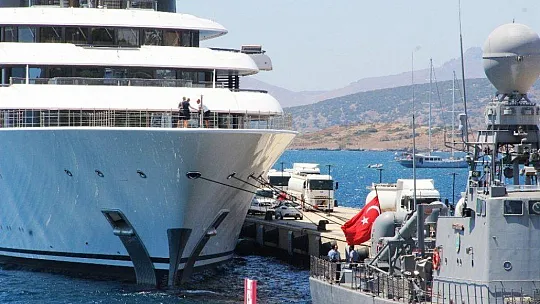 Bodrum'a gelen 2 milyar dolarlık yat, 3,5 milyon liralık yakıt aldı